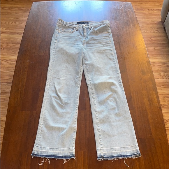 Veronica Beard Jackie 10” In Sky with Fray Straight Leg Jeans Size 26 - Picture 2 of 14